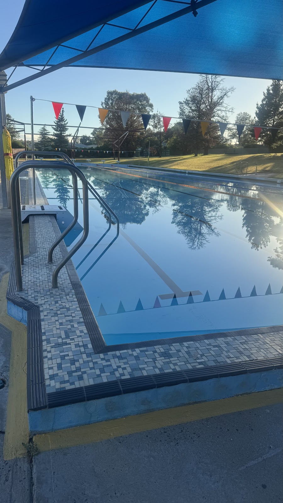 merriwa swimming pool | 29-33 Vennacher St, Merriwa NSW 2329, Australia | Phone: 0434 946 148