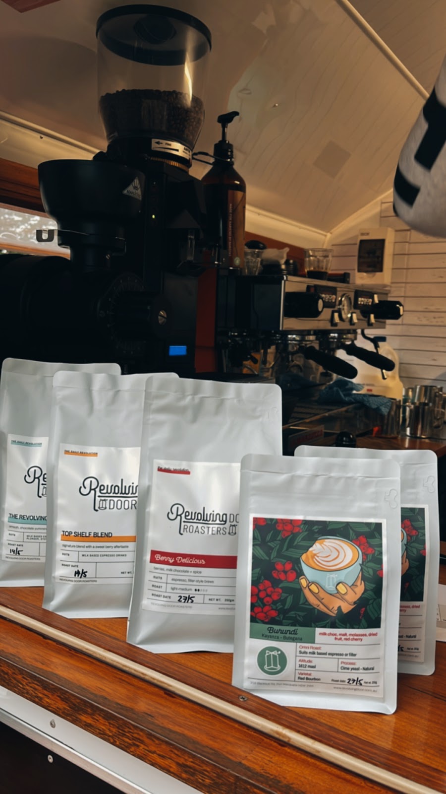 Revolving Door Roasters | Oxley Hwy, Port Macquarie NSW 2444, Australia | Phone: 0412 471 427