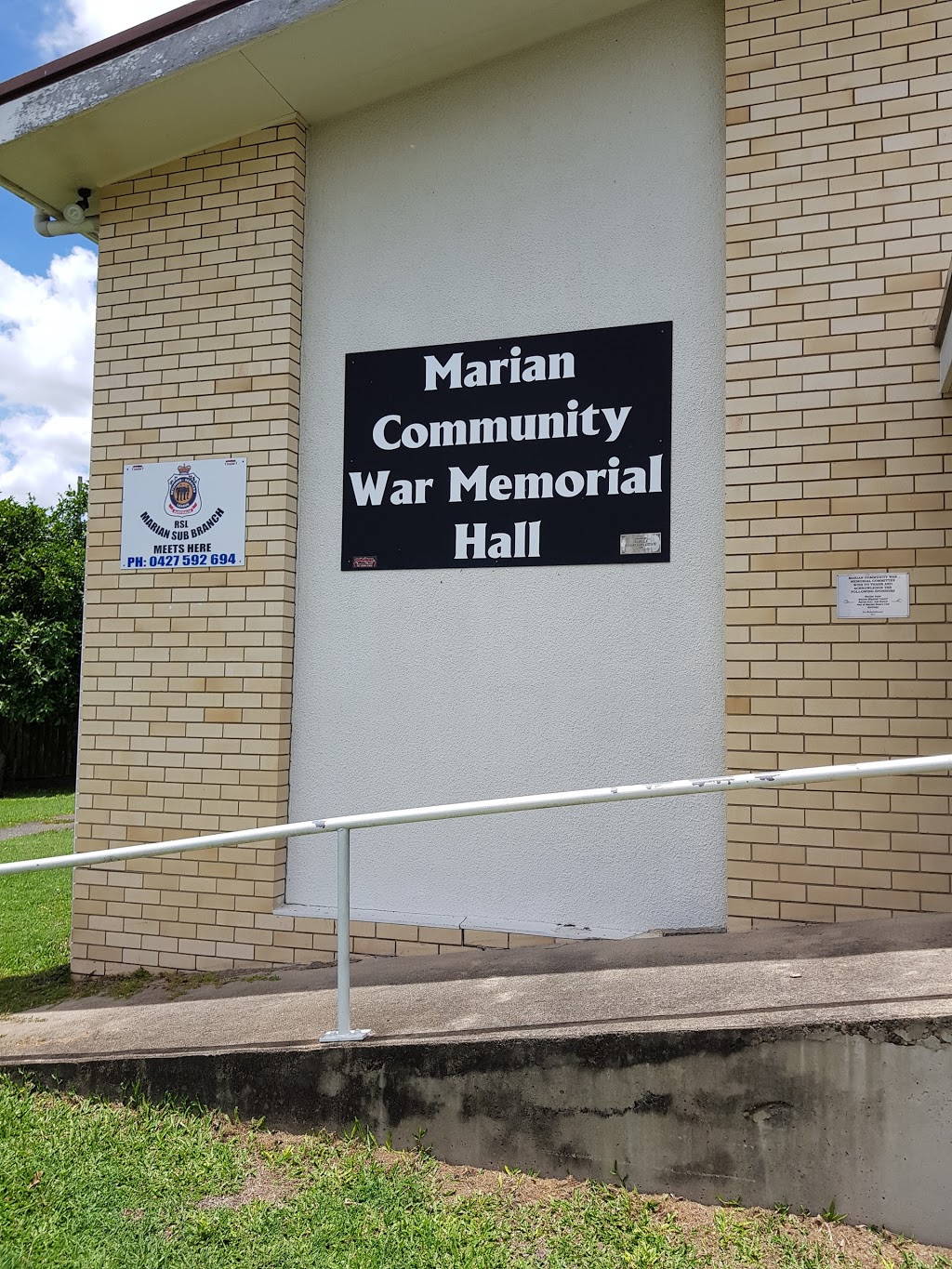 Marian Community Wall Memorial Hall |  | 15 Daly St, Marian QLD 4753, Australia | 1300622529 OR +61 1300 622 529