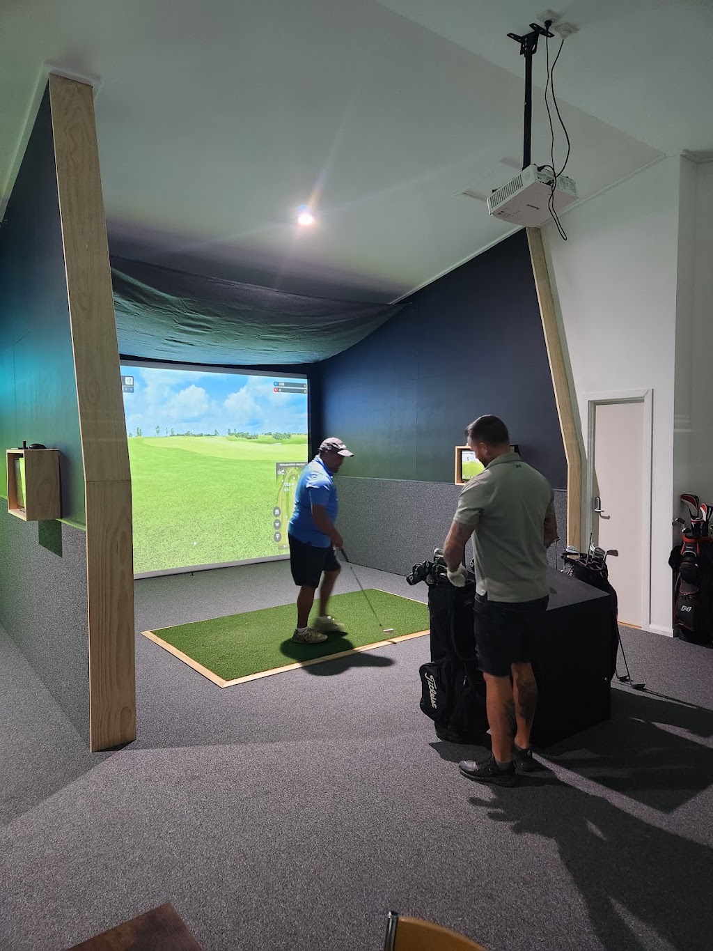 Swingzone | 245 Narangba Rd, Kurwongbah QLD 4503, Australia | Phone: (07) 3285 3130