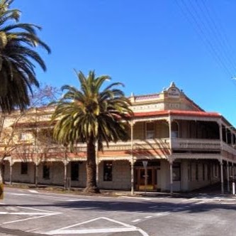The Midland Hotel, Castlemaine | lodging | 2 Templeton St, Castlemaine VIC 3450, Australia | 0487198931 OR +61 487 198 931