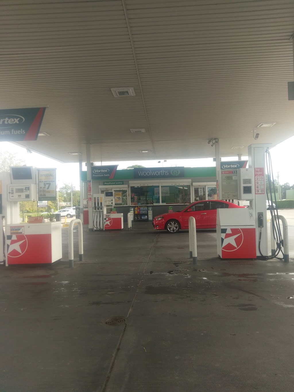 Caltex Woolworths | gas station | 5 Stockland Dr, Glendale NSW 2285, Australia | 1300655055 OR +61 1300 655 055