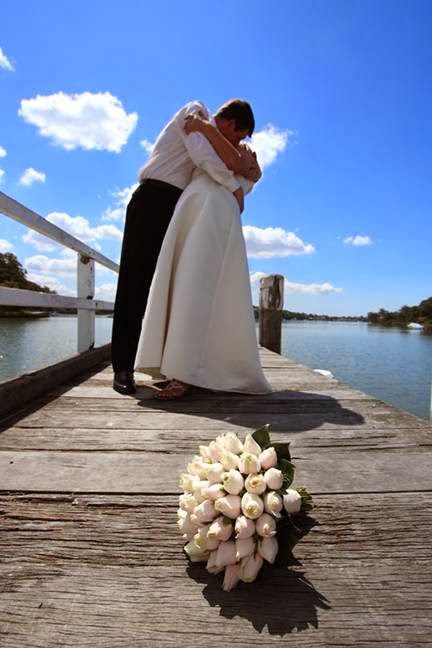 Celebrations with Flair Celebrant in The Shire | 5 Bonnet Ave, Como NSW 2226, Australia | Phone: 0408 611 781