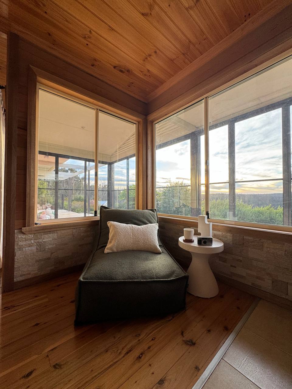 Nunyara Retreat - A Lithgow Seven Valleys Luxury Accommodation | 86 Valley View Rd, Dargan NSW 2786, Australia | Phone: 0403 597 207