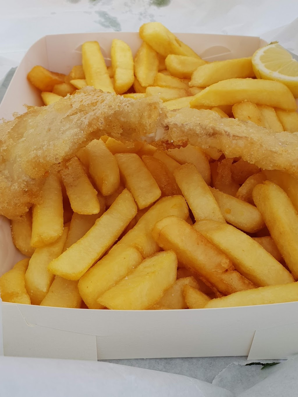 Fortuna Fish & Chips | restaurant | shop 1/15/16 The Esplanade, Cowes VIC 3922, Australia | 0359526898 OR +61 3 5952 6898