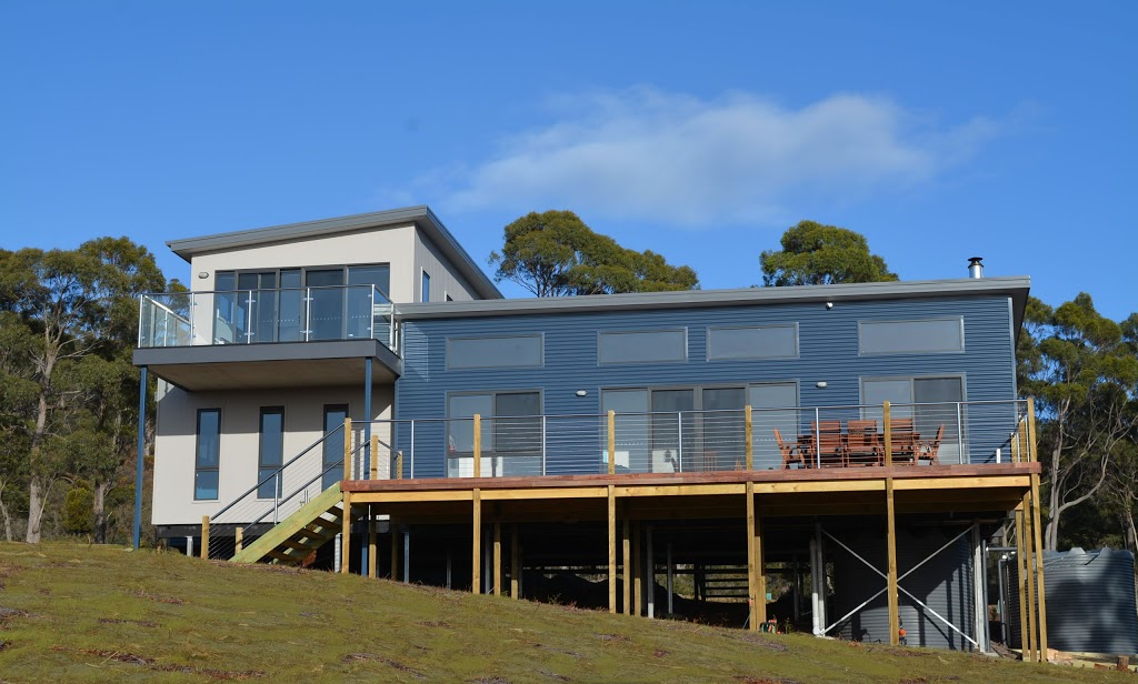 Yarrabee House | 75 Gwandalan Rd, Saltwater River TAS 7186, Australia | Phone: 0401 166 999