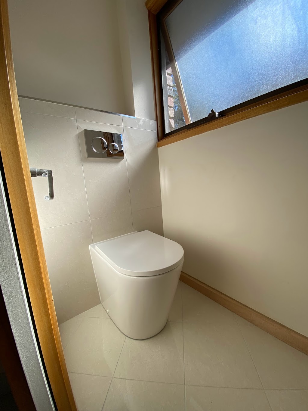 Renew Plumbing and bathrooms | 18 Merriman Cres, MacArthur ACT 2904, Australia | Phone: 0431 882 229