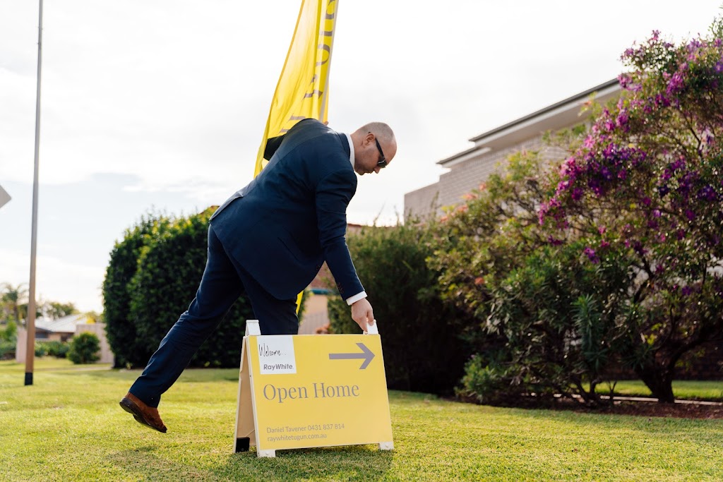 Daniel Tavener - Ray White Tugun Elanora | 423 Golden Four Dr, Tugun QLD 4224, Australia | Phone: 0431 837 814