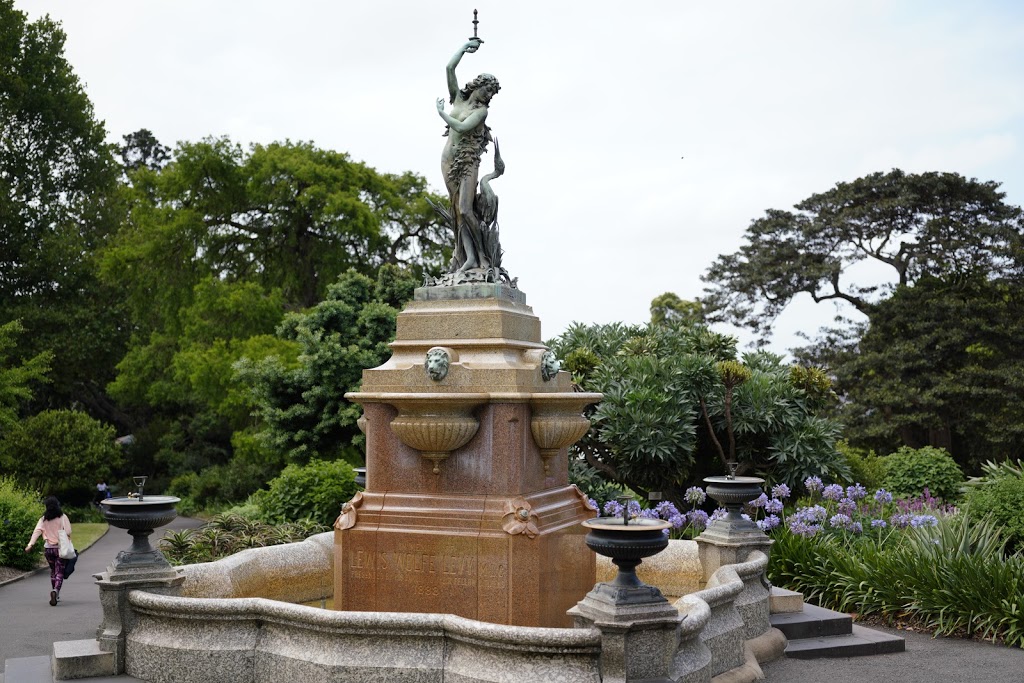 Sydney Botanical Gardens - Information Booth | Mrs Macquaries Rd, Sydney NSW 2000, Australia | Phone: (02) 8373 9505