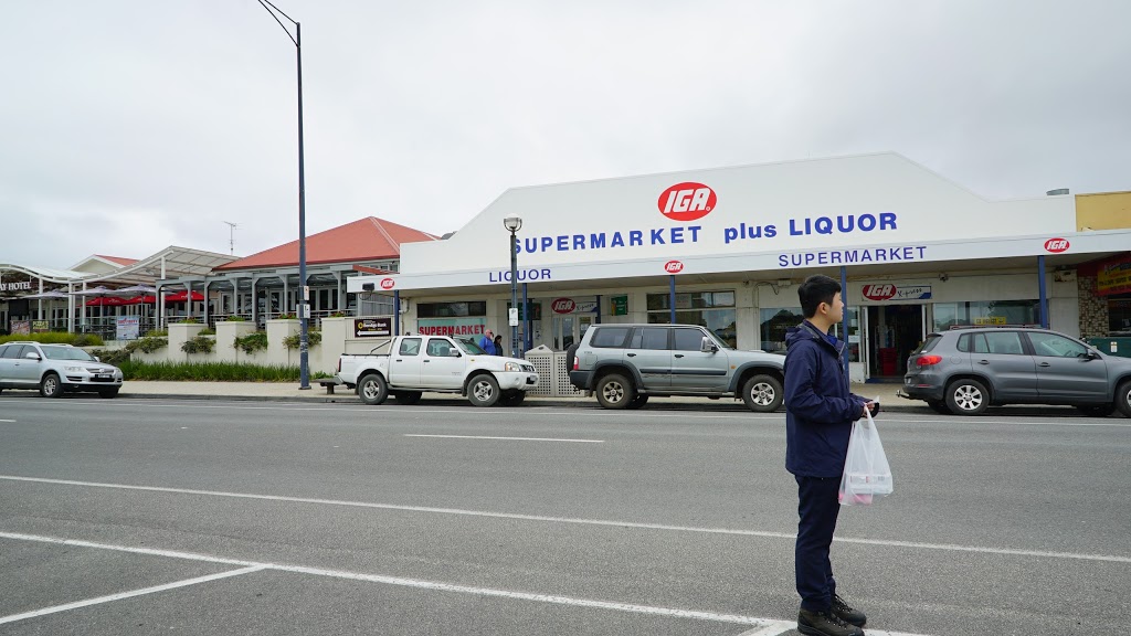 IGA Apollo Bay Plus Liquor | 103-109 Great Ocean Rd, Apollo Bay VIC 3233, Australia | Phone: (03) 5237 6251