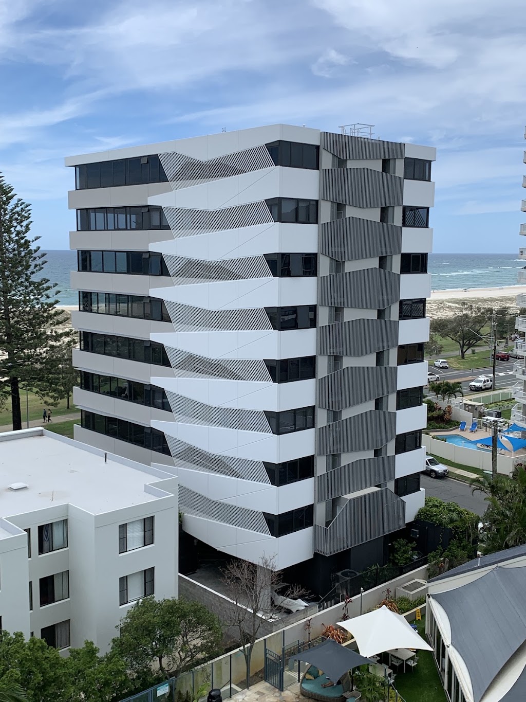 Maya Kirra Beach | 1 Coyne St, Kirra Beach QLD 4225, Australia | Phone: 1800 221 848
