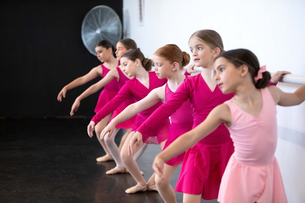 Pulsate Dance Force | 3 Browning St, Wangaratta VIC 3677, Australia | Phone: 0497 515 063