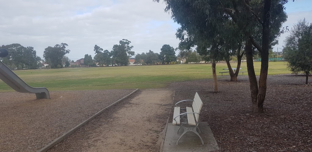 Robert Barret Reserve | park | 137 Rosamond Rd, Maribyrnong VIC 3032, Australia