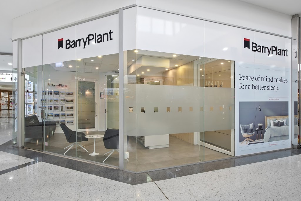 Barry Plant Tarneit | real estate agency | Wyndham Village Shopping Centre,, 9/380 Sayers Rd, Tarneit VIC 3029, Australia | 0387448888 OR +61 3 8744 8888