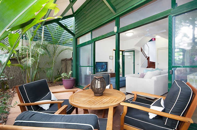 Villa Aitutaki | 20/47-49 Shirley St, Byron Bay NSW 2481, Australia | Phone: 0407 566 755