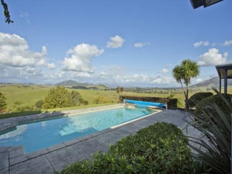 Kia Ora Lookout Retreat | 127 Kia Ora Rd, Kia Ora NSW 2422, Australia | Phone: (02) 6558 2789