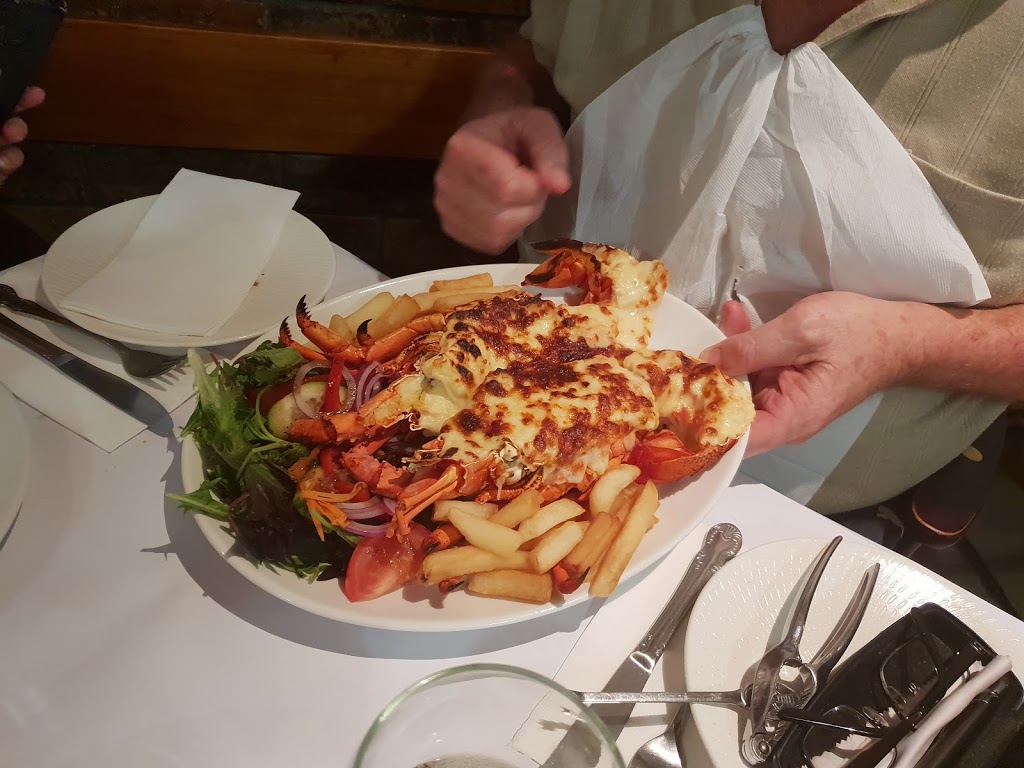 Tonys Italian Restaurant | meal delivery | 20 Wason St, Ulladulla NSW 2539, Australia | 0244552902 OR +61 2 4455 2902