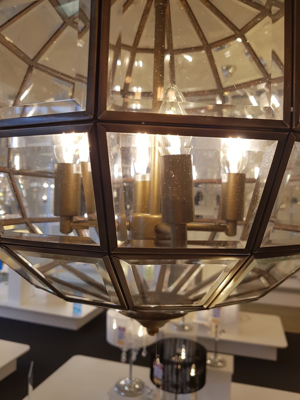 Beacon Lighting | home goods store | Geelong Homemaker Centre, 11/235 Colac Road, Waurn Ponds VIC 3216, Australia | 0352418900 OR +61 3 5241 8900
