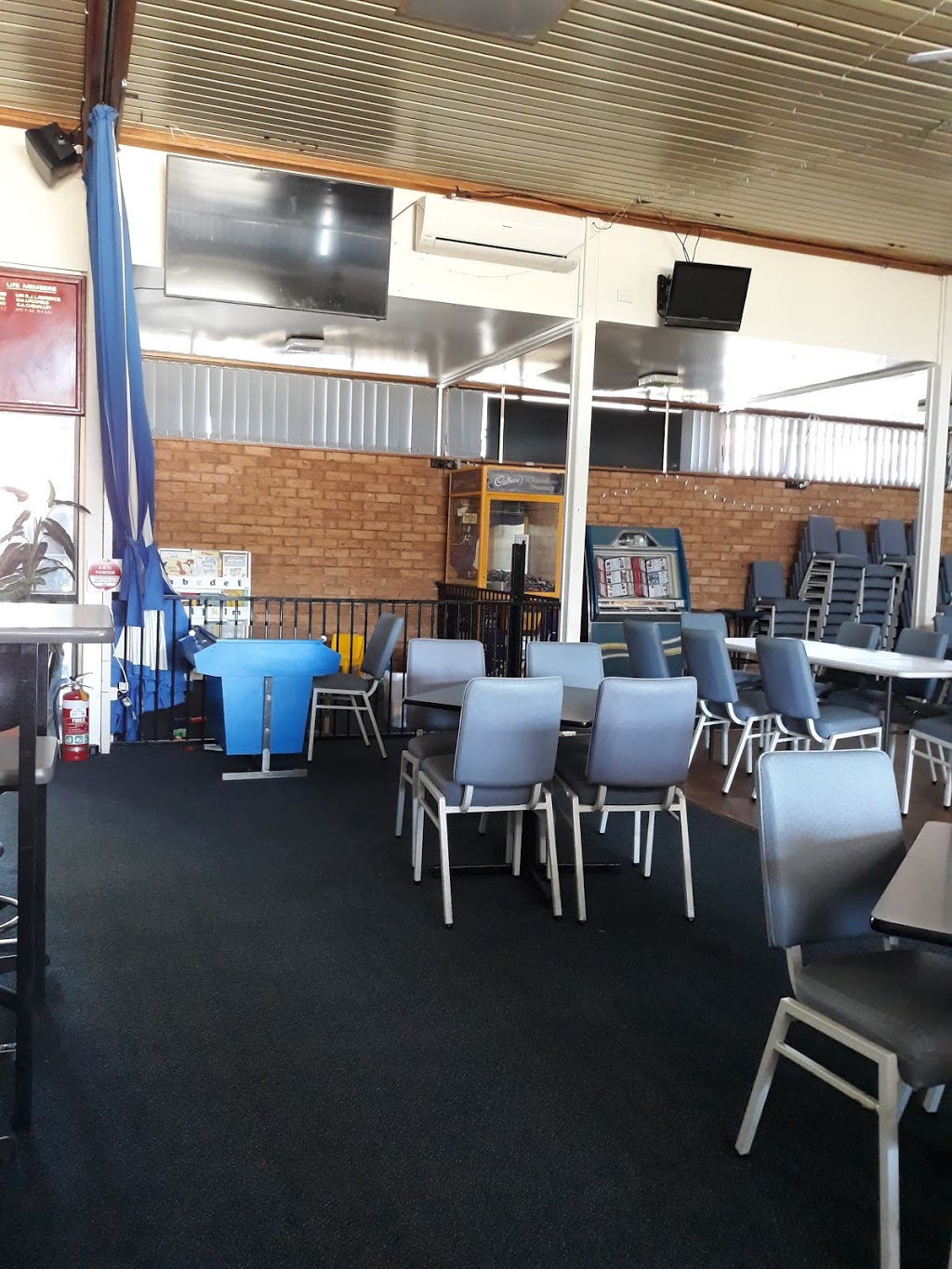 Gresford Bowling Club | 38 Park St, East Gresford NSW 2311, Australia | Phone: (02) 4938 9368