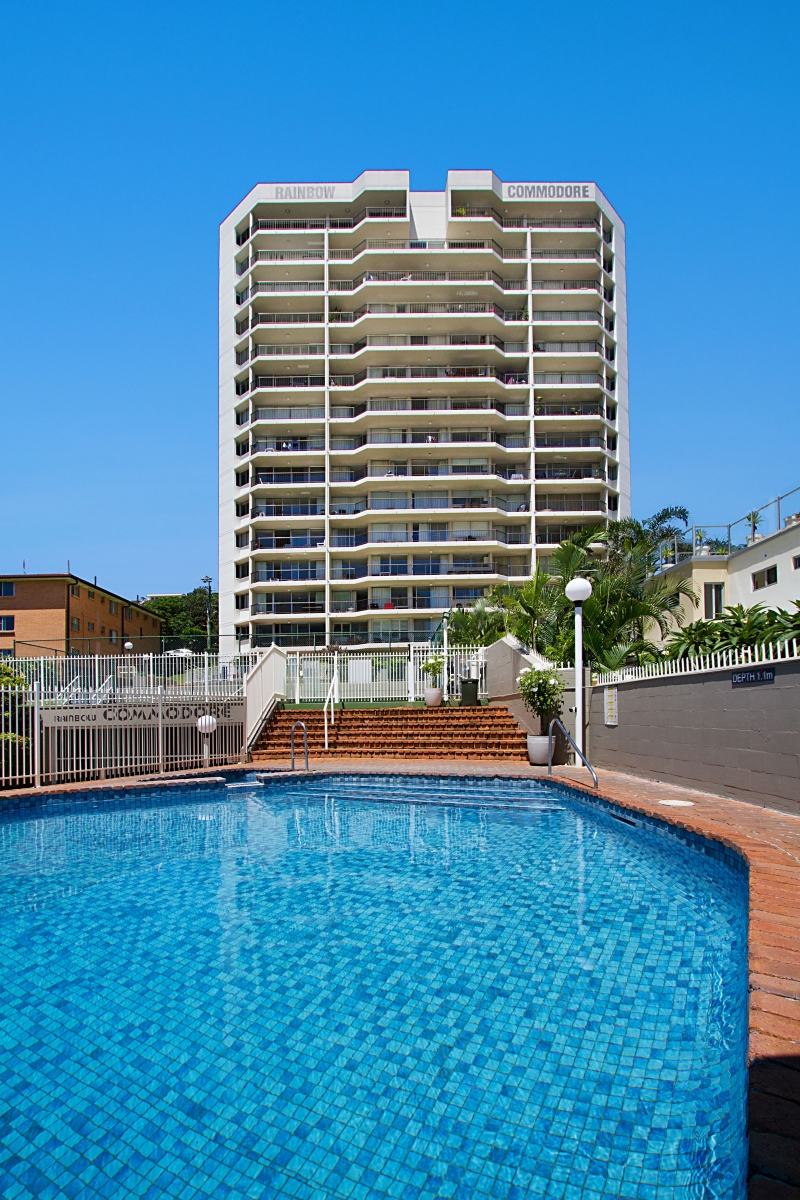 Rainbow Commodore Holiday Apartments | real estate agency | 255 Boundary St, Coolangatta QLD 4225, Australia | 0755367758 OR +61 7 5536 7758