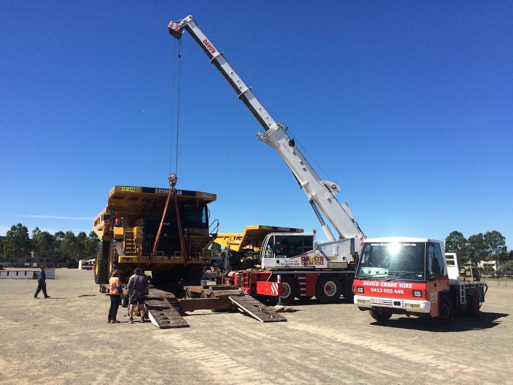 Davos Crane Hire | 30 Palings Ct, Nerang QLD 4211, Australia | Phone: 0413 055 440