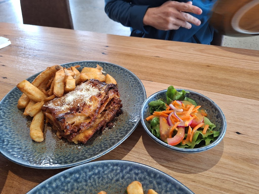 The Rusty Gurnard | 85 Lewis St, Port Welshpool VIC 3965, Australia | Phone: 0481 200 323