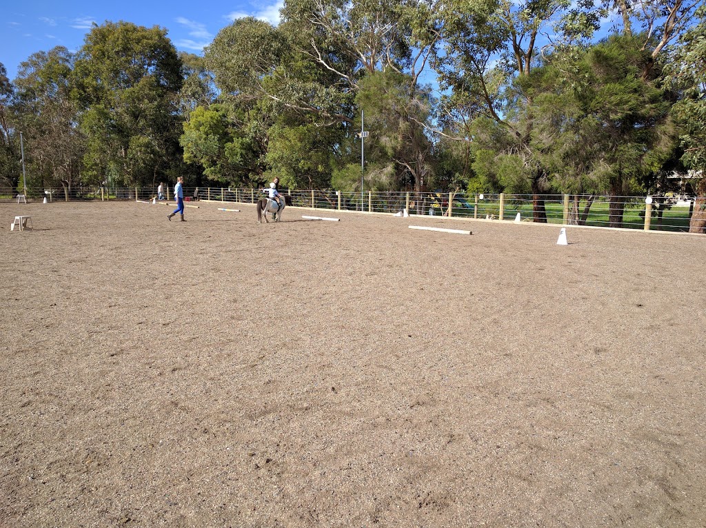 Cowarie Park Riding School | 350 Disney St, Bittern VIC 3918, Australia | Phone: 0434 386 338