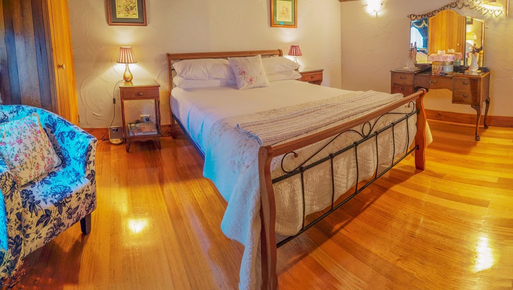 Observatory Cottages | lodging | 8 Observatory Rd, Mount Dandenong VIC 3767, Australia | 0397512436 OR +61 3 9751 2436