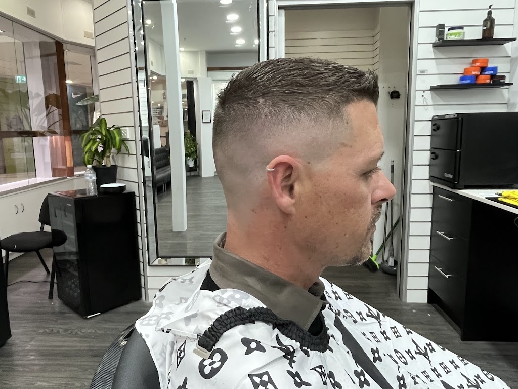 Fresh fade barber studio | 40/68 Main St, Beenleigh QLD 4207, Australia | Phone: 0416 370 313