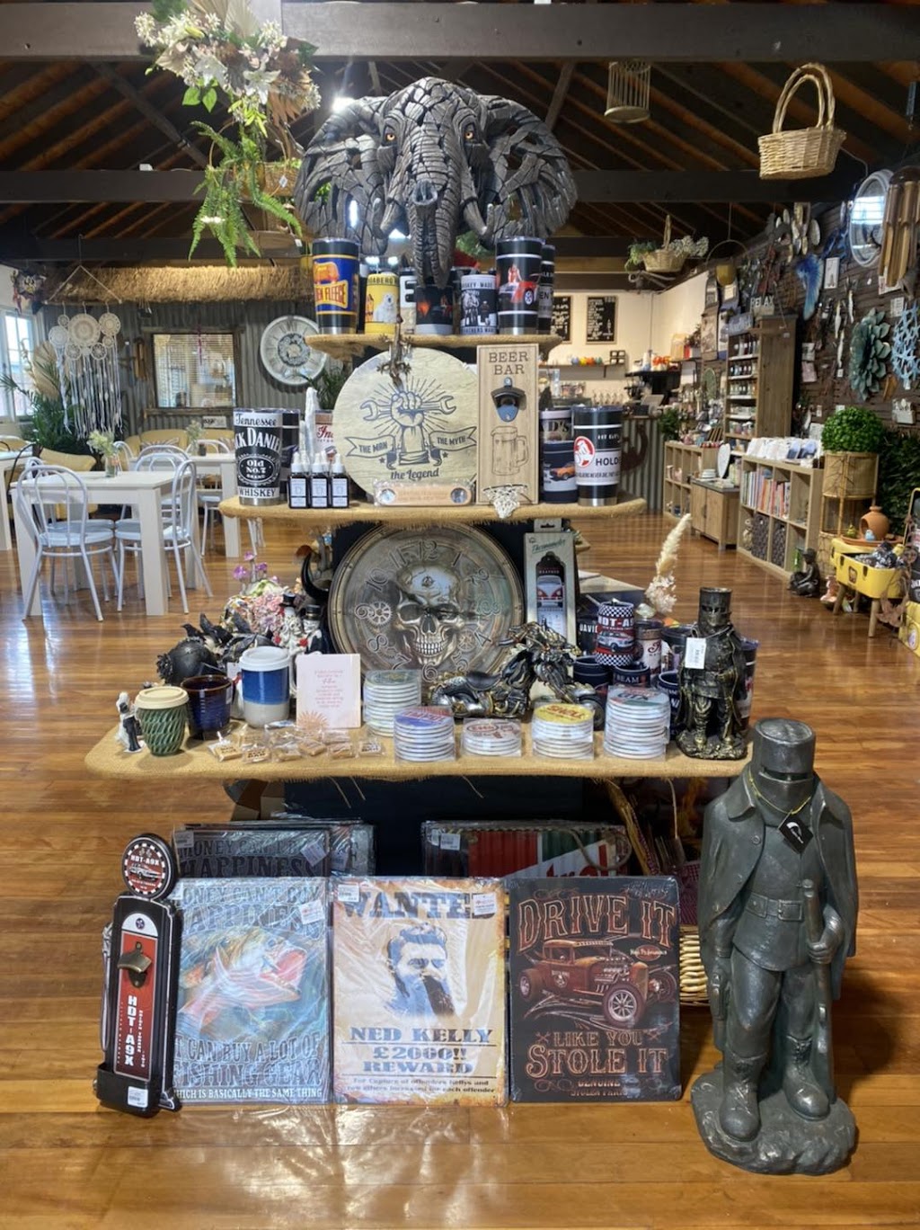 Loggers Hut Gift Shop & Espresso Bar | 1/239 High St, Wauchope NSW 2446, Australia | Phone: (02) 6586 4439