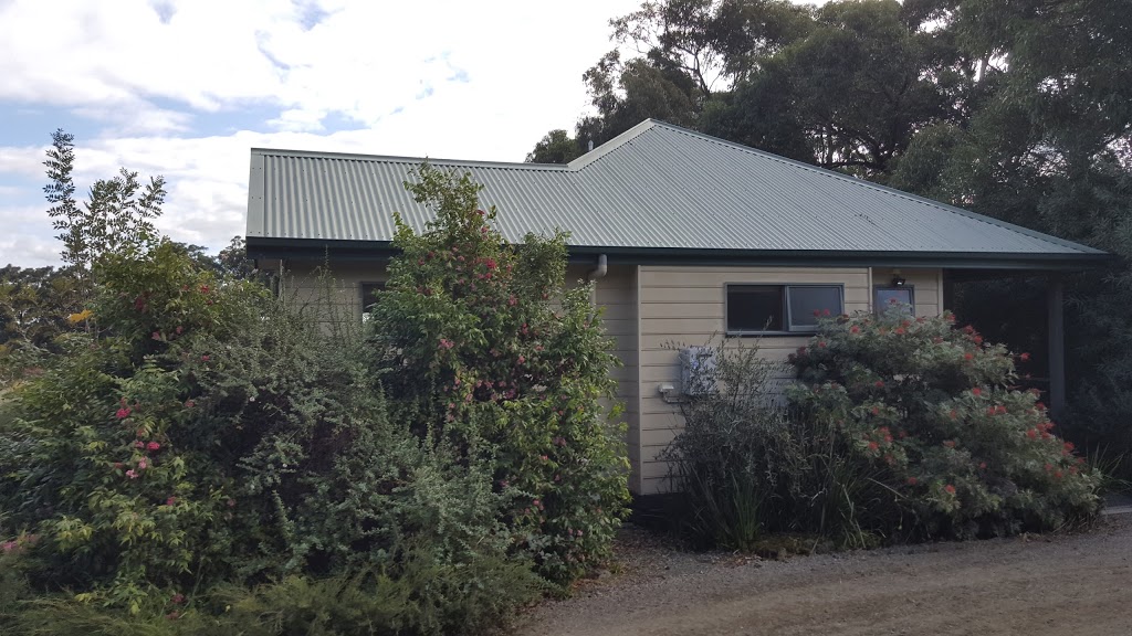 Raynella Alpaca Farmstay B & B | 54 Ingram Rd, Gruyere VIC 3770, Australia | Phone: (03) 5964 9242