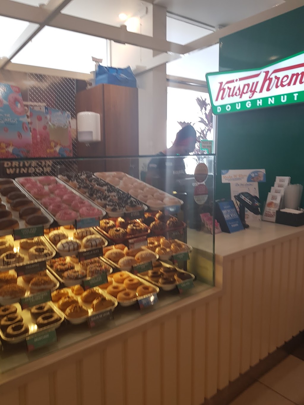 Krispy Kreme | bakery | Shell Travel Centre, Nudgee Rd, Nudgee QLD 4014, Australia | 0731803655 OR +61 7 3180 3655