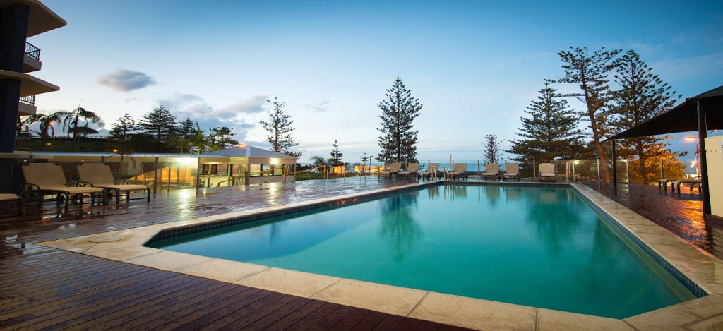 Beach House Seaside Resort - managed by Classic Holidays | lodging | 52 Marine Parade, Coolangatta QLD 4225, Australia | 0755902111 OR +61 7 5590 2111