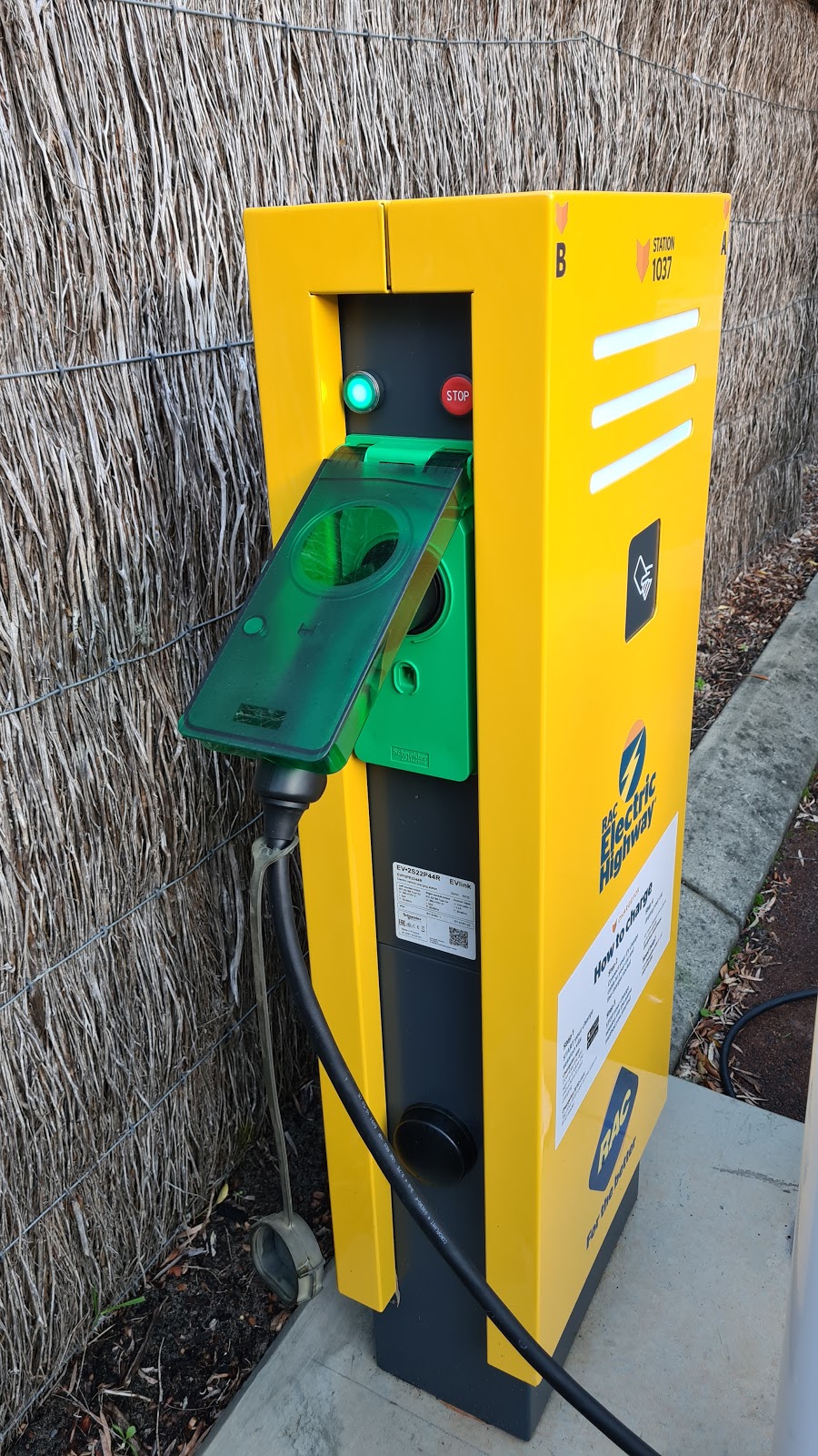 Chargefox Charging Station |  | 97 Caves Rd, Abbey WA 6280, Australia | 1300518038 OR +61 1300 518 038