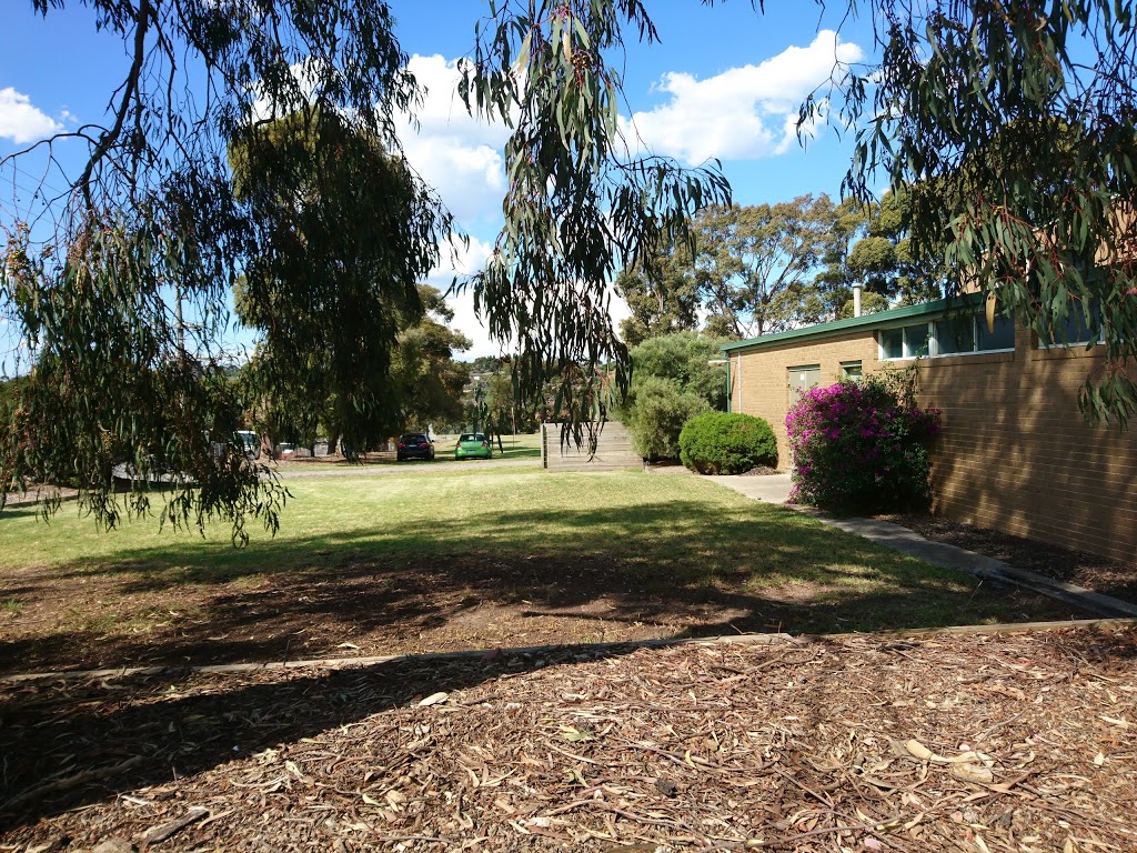 Oakwood Park Primary School | school | 1-13 Camellia Ave, Noble Park North VIC 3174, Australia | 0397037400 OR +61 3 9703 7400