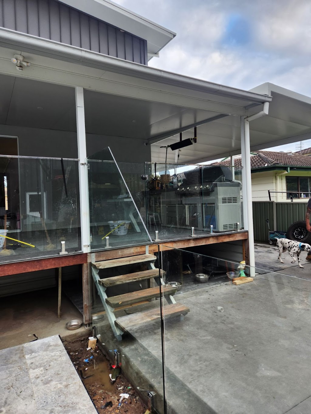 Shards Glass | 87 Tamworth St, Abermain NSW 2326, Australia | Phone: 0421 435 701