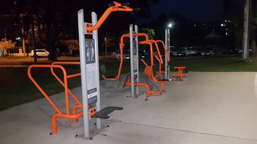 Public outdoor GYM | gym | Waitara NSW 2077, Australia
