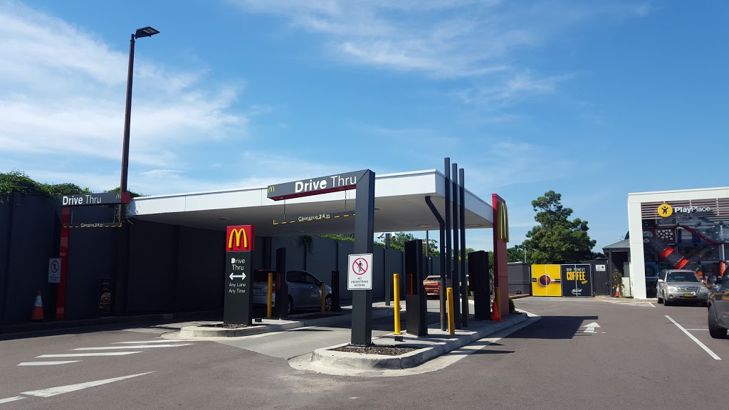McDonalds Singleton | cafe | 2A Maitland Rd, Singleton NSW 2330, Australia | 0265711787 OR +61 2 6571 1787