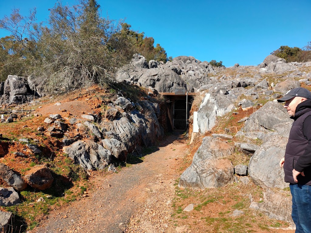 Careys Cave | tourist attraction | Caves Rd, Wee Jasper NSW 2582, Australia | 0262279622 OR +61 2 6227 9622