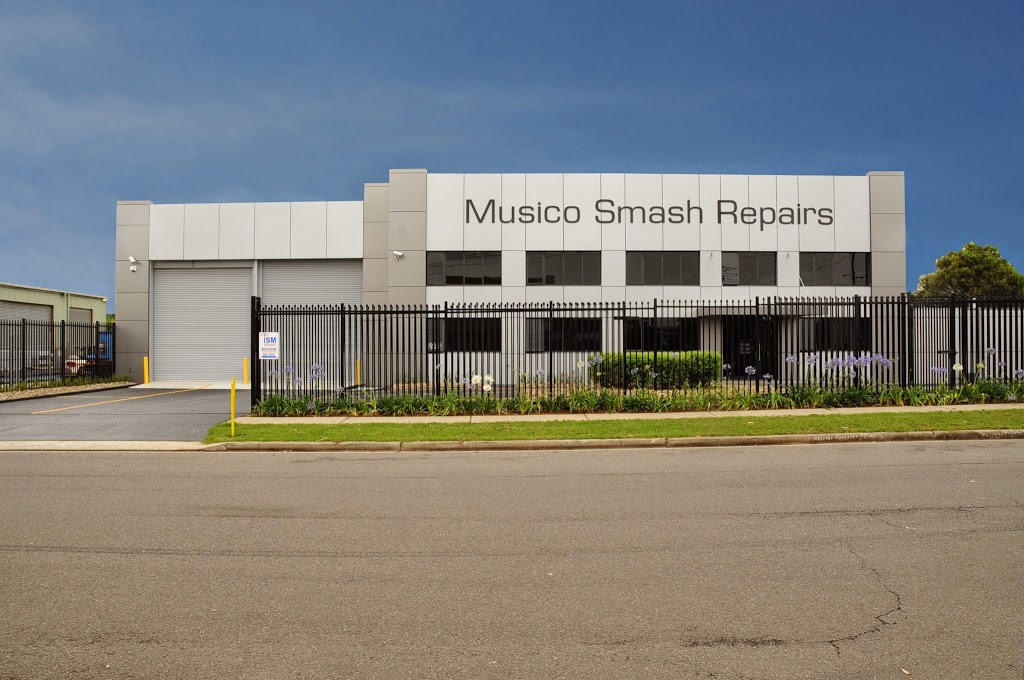 Musico Smash Repairs | car repair | 7 Helles Ave, Moorebank NSW 2170, Australia | 0296006800 OR +61 2 9600 6800