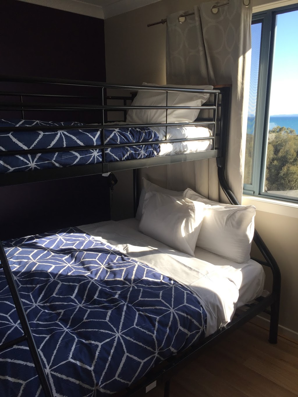 Freycinet Holiday Accommodation | lodging | 55 Freycinet Dr, Coles Bay TAS 7215, Australia | 0362570320 OR +61 3 6257 0320