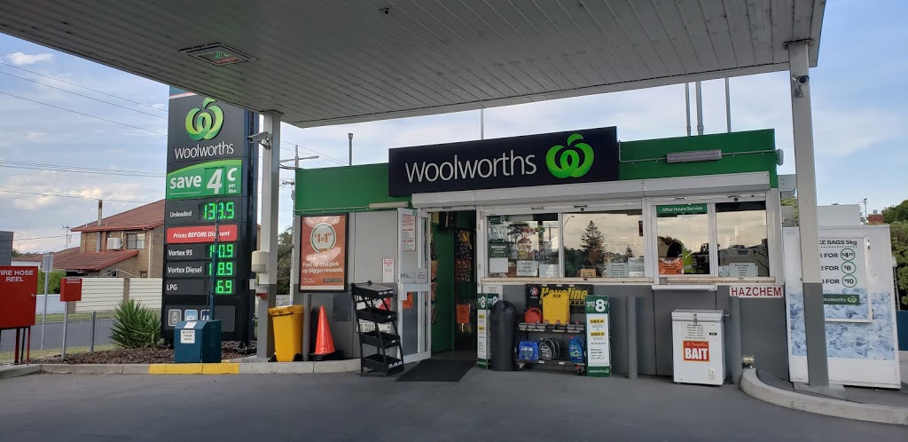 Woolworths Fuel | gas station | 4 Church St, Lakes Entrance VIC 3909, Australia | 1300655055 OR +61 1300 655 055