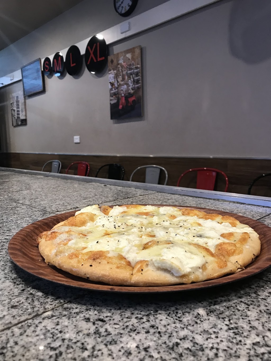 Mamma Della Pizza | restaurant | 94 Cahors Rd, Padstow NSW 2211, Australia | 0297745606 OR +61 2 9774 5606