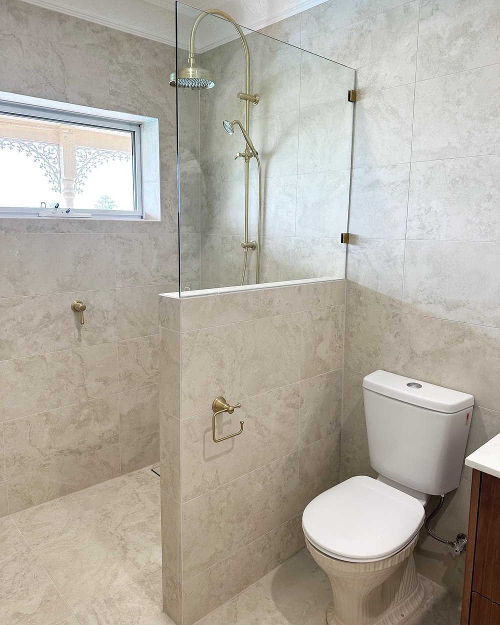 Integrity One Tiling | Sleepy Hollow Rd, Sleepy Hollow NSW 2483, Australia | Phone: 0448 021 757