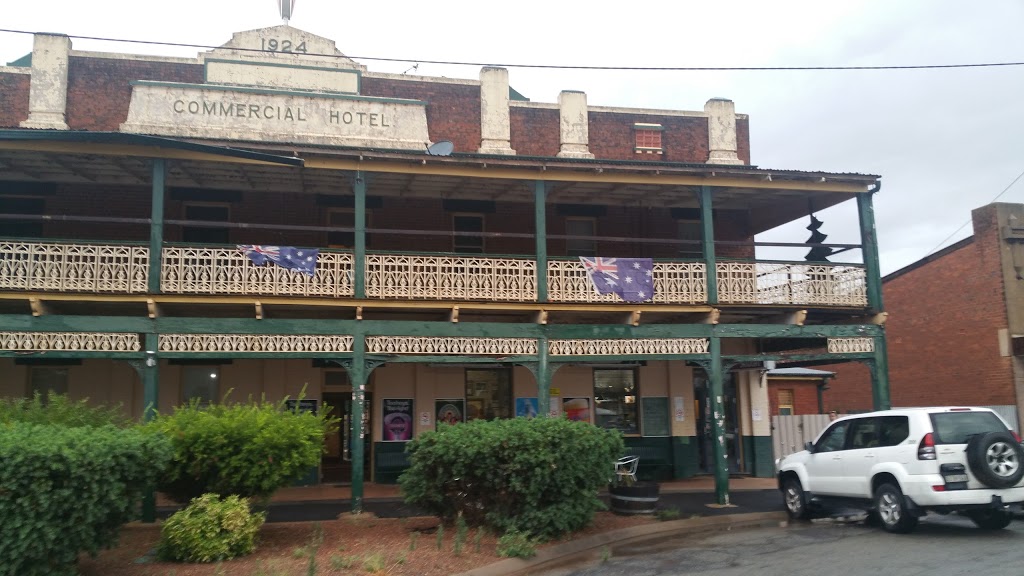 Commercial Hotel | lodging | 56 Yapunyah St, Barellan NSW 2665, Australia | 0269639249 OR +61 2 6963 9249