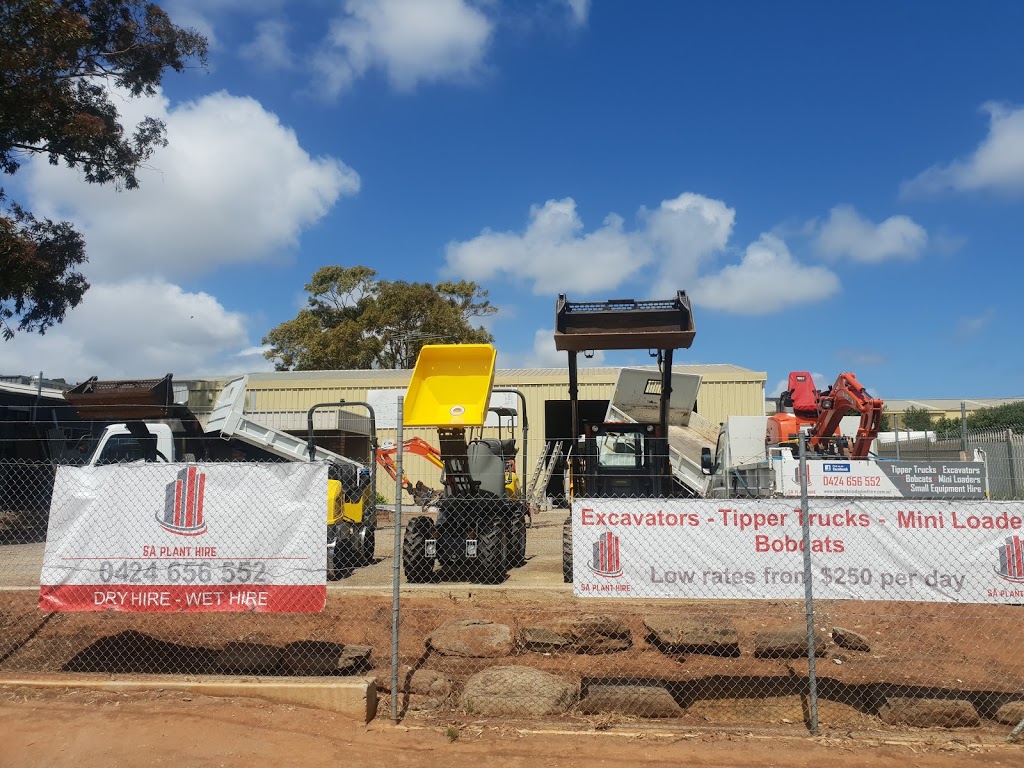 South Adelaide Plant Hire | 28 Chapman Rd, Hackham SA 5163, Australia | Phone: 0424 656 552