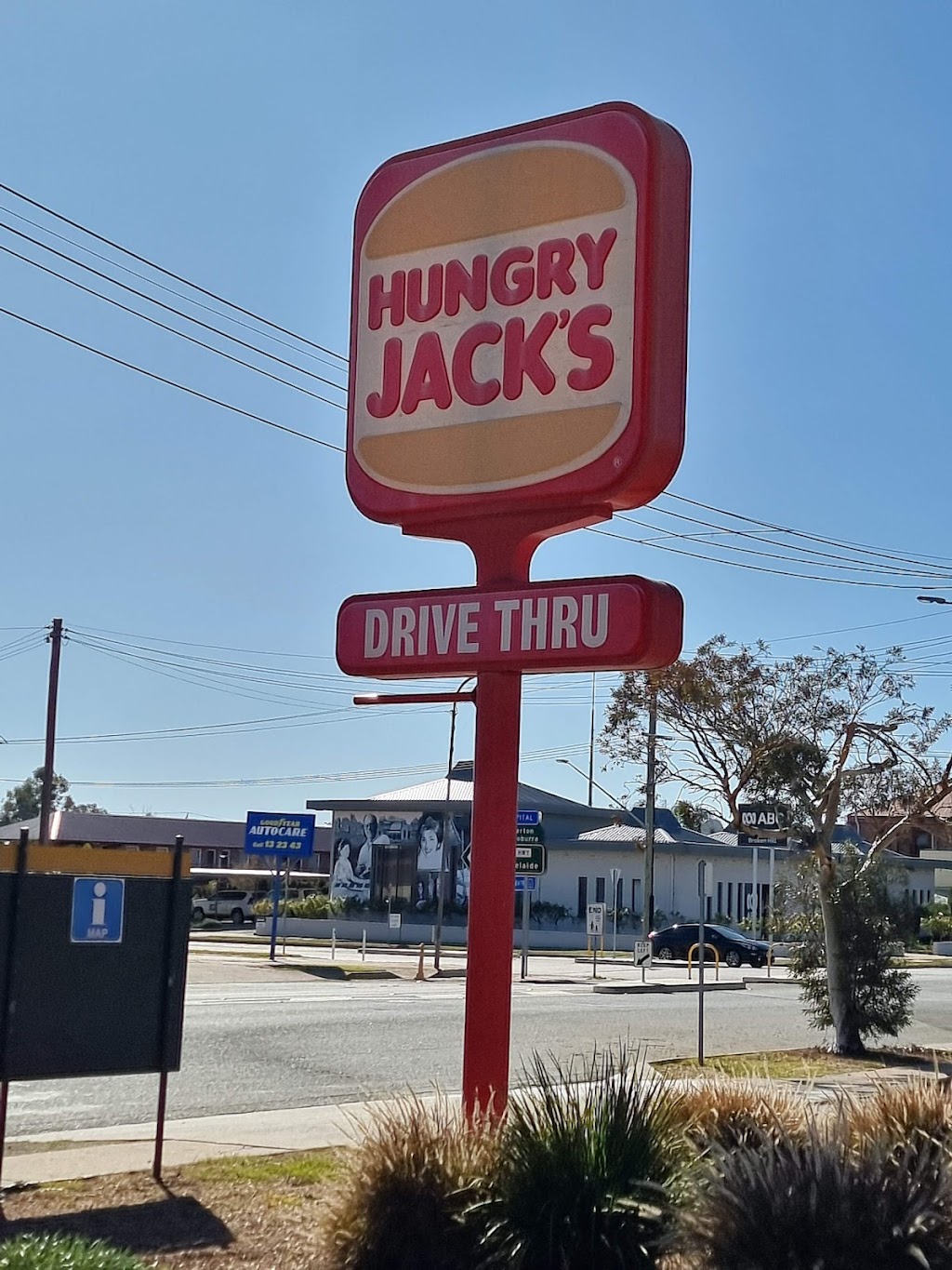 Hungry Jacks Burgers Broken Hill | meal takeaway | 445 Argent St, Broken Hill NSW 2880, Australia | 0880878388 OR +61 8 8087 8388