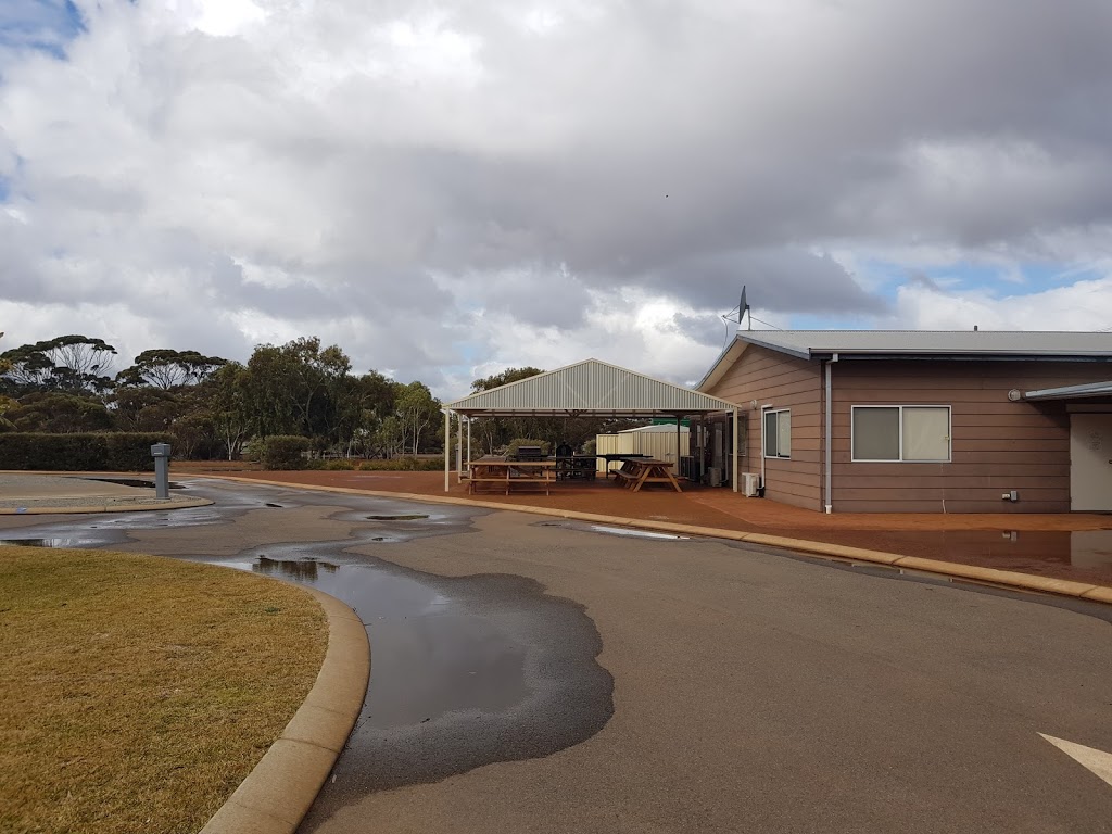 Kulin Caravan Park | lodging | 90 Johnston St, Kulin WA 6365, Australia