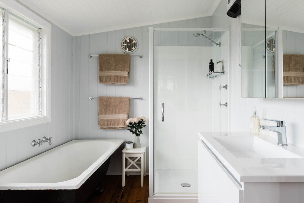 CC Cottages | 91 Mossvale Rd, Moonan Flat NSW 2337, Australia | Phone: 0427 463 123