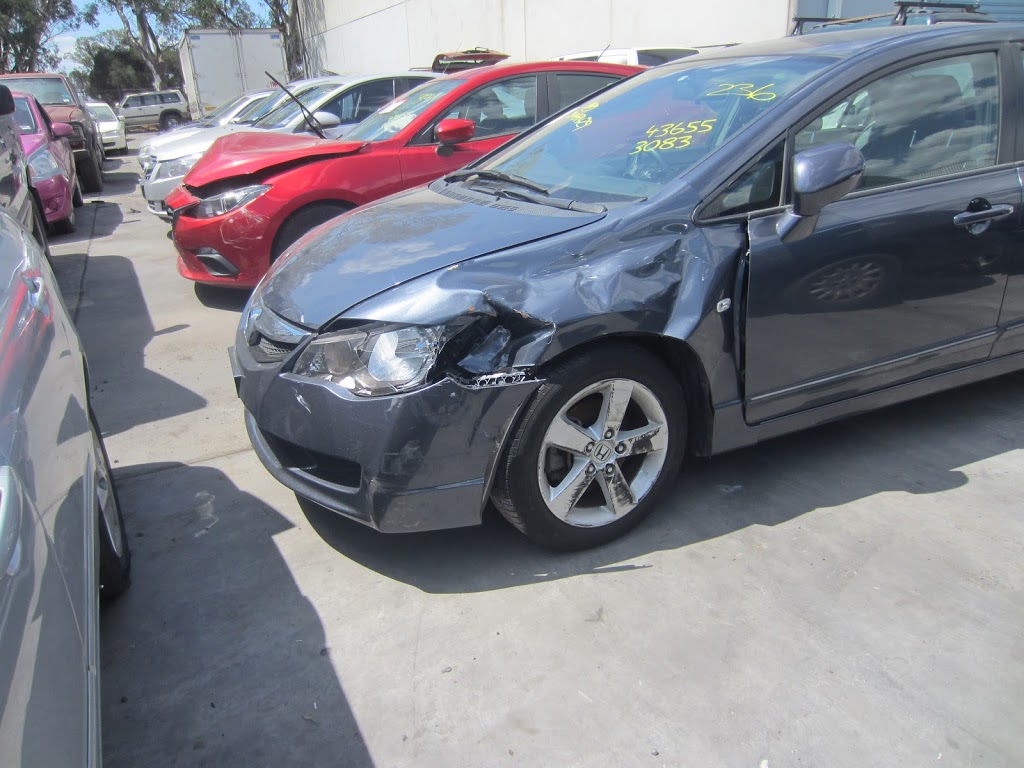 Rapid Car Removal | car repair | 31 Elliott Rd, Dandenong South VIC 3175, Australia | 0438942754 OR +61 438 942 754